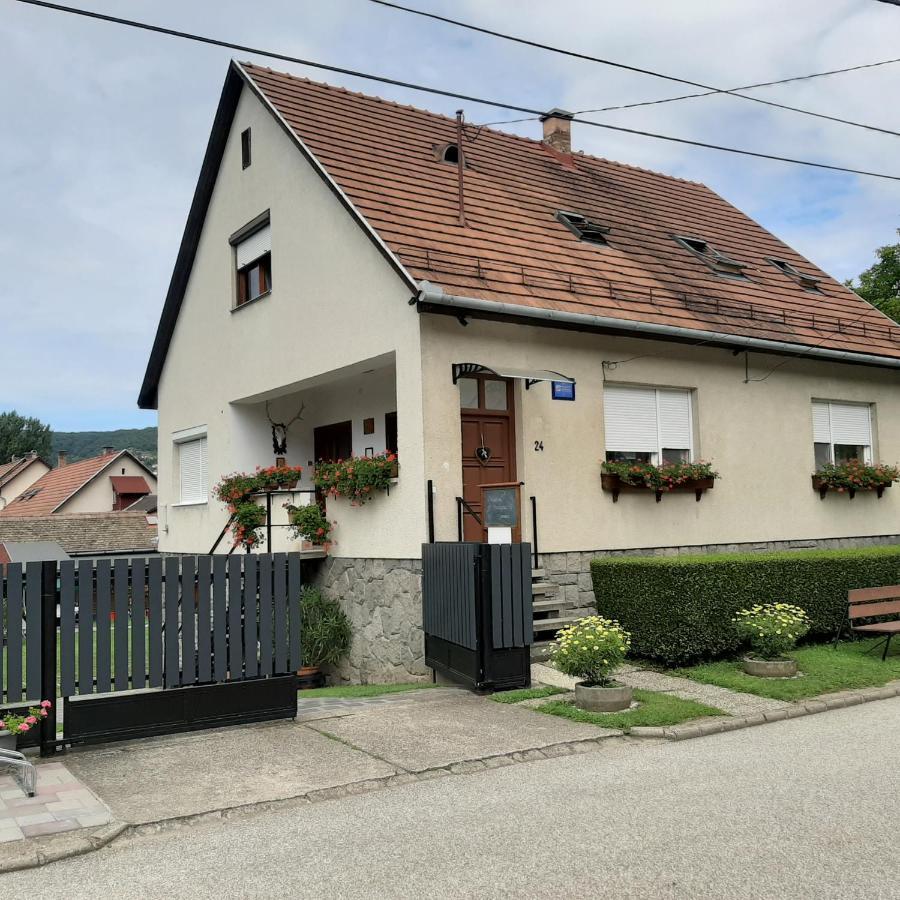 Rózsa Vendégház Visegrád Exterior foto